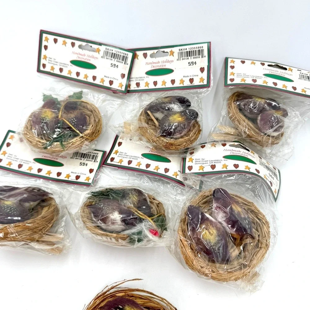 Set‎ of 7 Handmade Holidays Decorative Bird Nests with Burgundy Birds 12355860